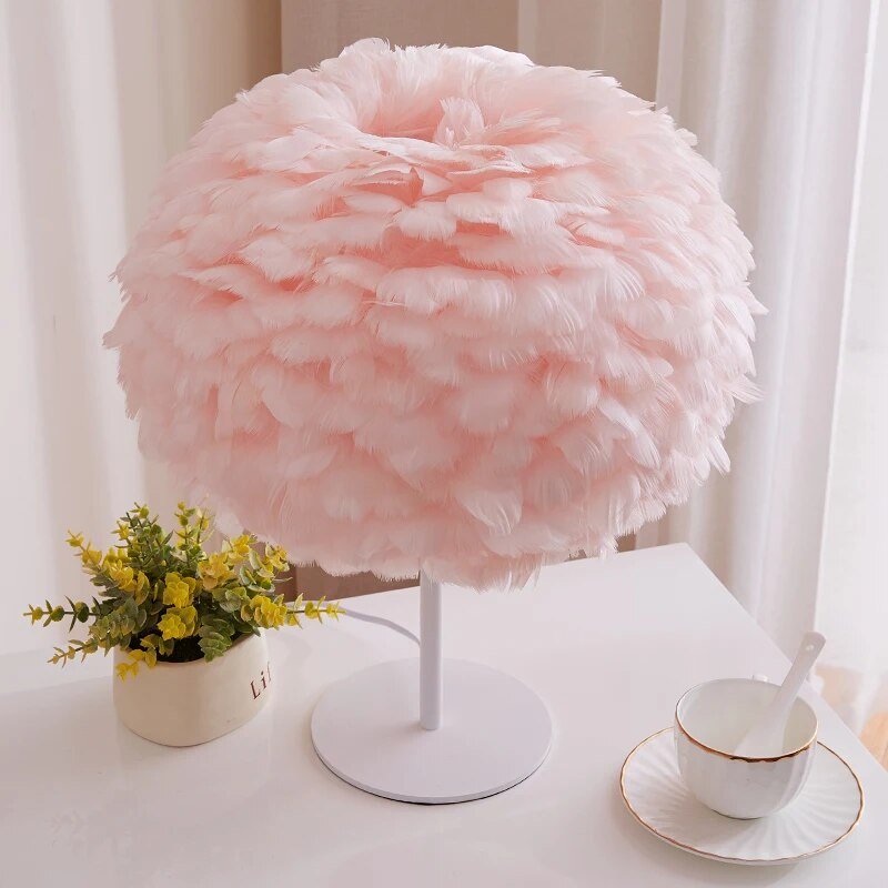 Luxury Nordic Style Hand-woven Feather Table Lamp Warm Romantic Living Room Bedroom Bedside - ktvhomes
